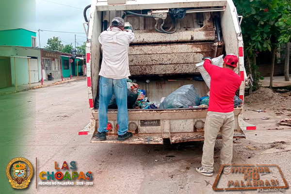 fotopequeño limpia publica.jpg.jpeg